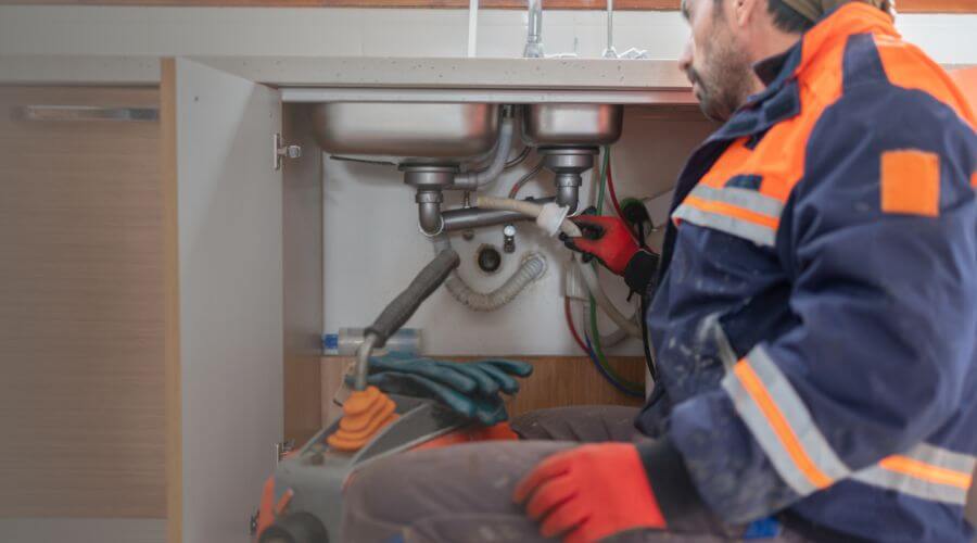 Professional slab leak plumber services in Sarepta, LA